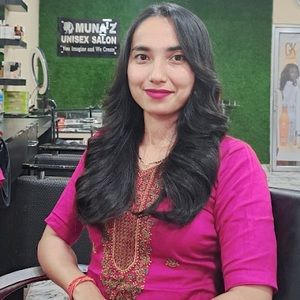 Meet your Posher, Anushka